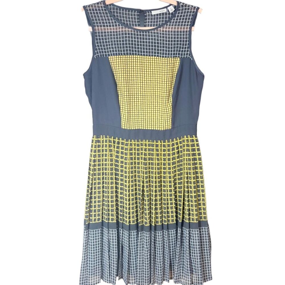 Halogen Geometric Pleated Dress Petite 8P Sleeveless Fit Flare Midi Work